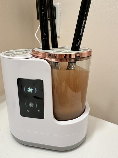 💗3-in-1 Electric Makeup Brush Cleaner 💗& Dryer – Automatic Deep Cleaning, USB Portable for All Makeup Brushes & Sponges