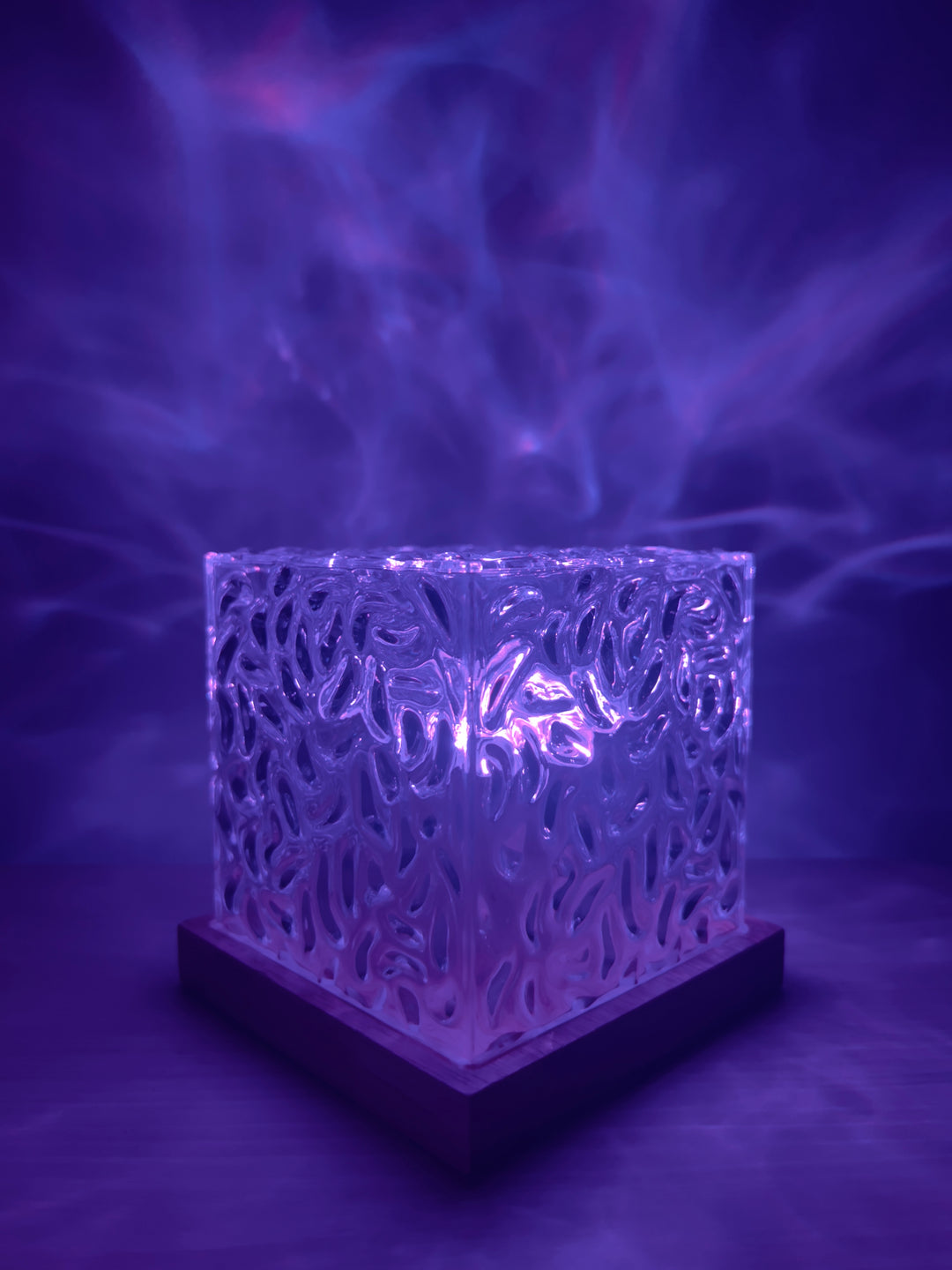 Ocean Aurora Lamp with Remote – 16 Ocean Wave Colors Lamp